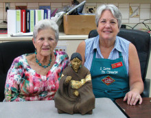 Student Rosalie Frankel with teacher Sharon Pelikan