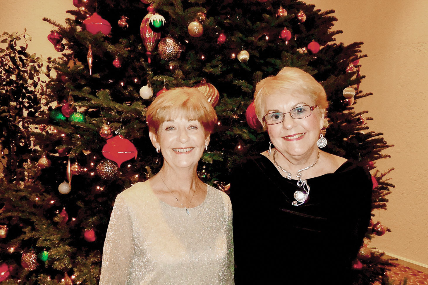 Holiday Party Co-chairs Pat Engelmann and Karen Morgan