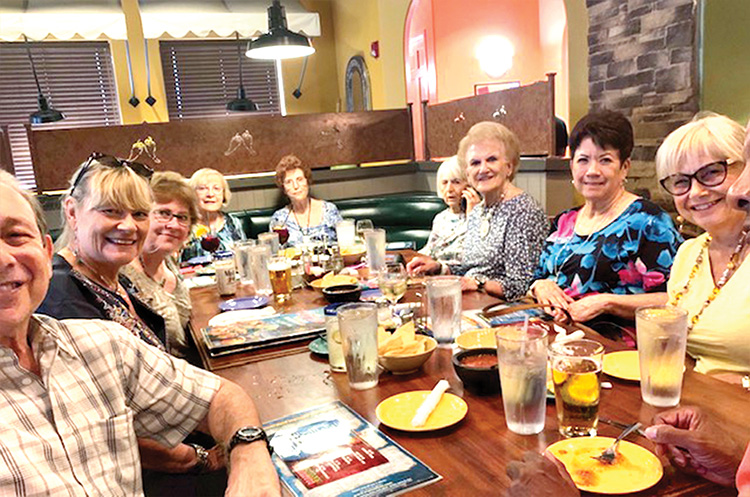 Members of the PC Singles enjoyed happy hour at Manuel’s Mexican Restaurant.